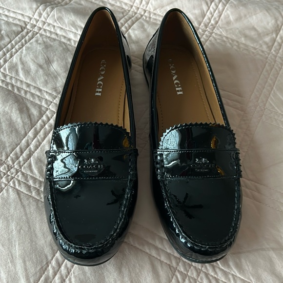 NWOT Coach Patent Leather Loafers (size 10) - Picture 1 of 5